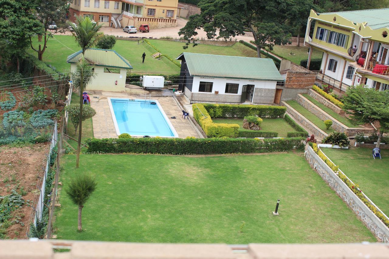 Cepha'S Inn Kabale Exterior photo