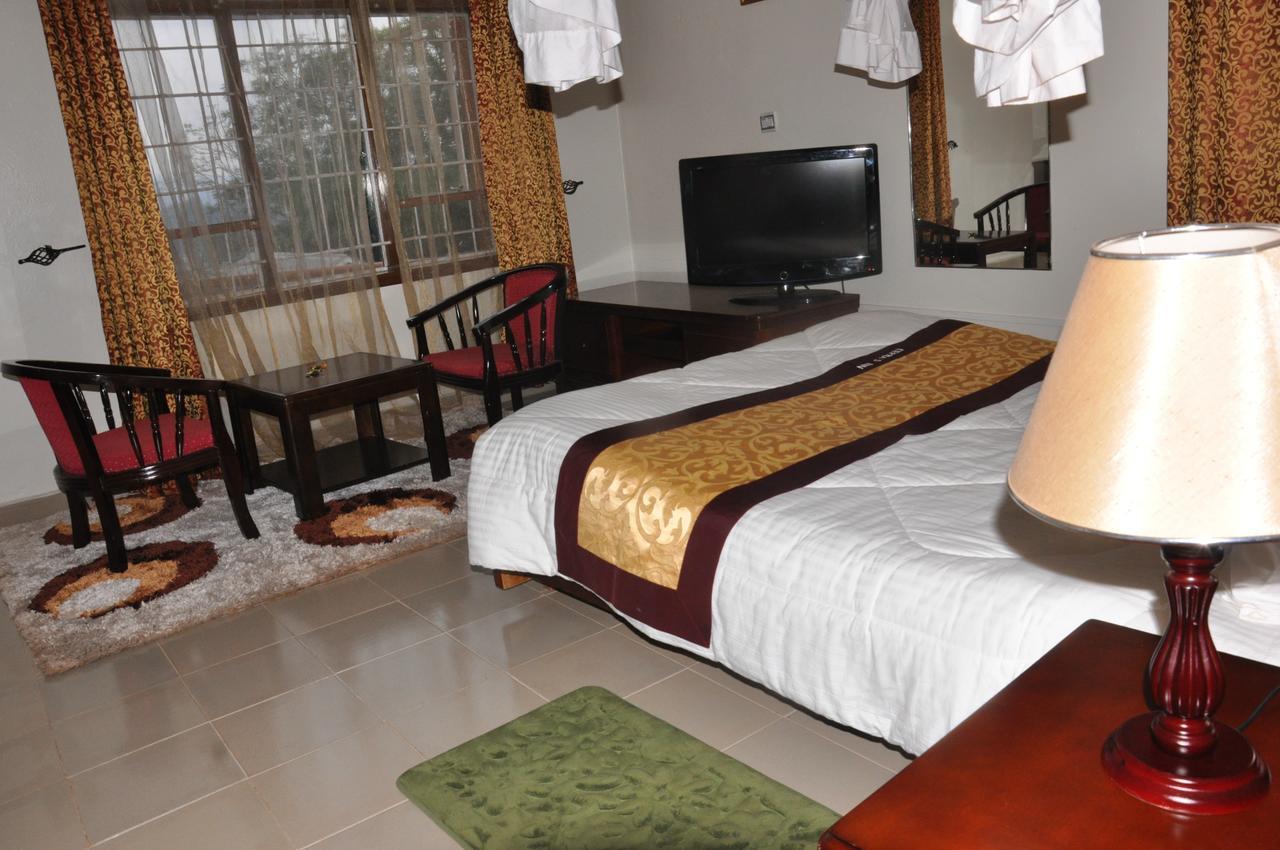 Cepha'S Inn Kabale Exterior photo